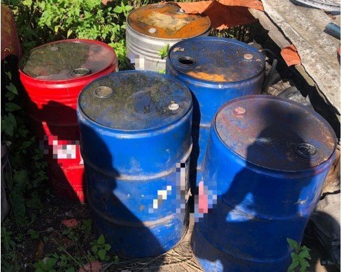 Hibásan tárolt fáradt olajért és rossz akkumulátorokért indítottak bűnvádi eljárást a Szilágy megyei rendőrök