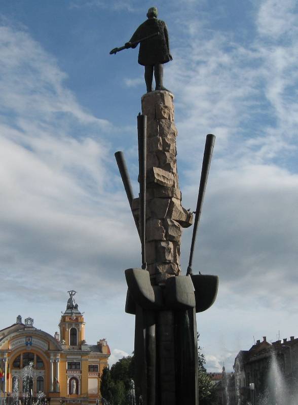 „Új Avram Iancu-szobrot” keresne a kolozsvári sztárépítész