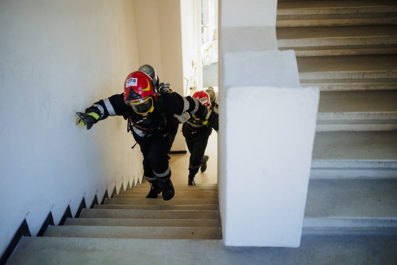 Tűzoltóképzésre hirdetett meg 300 helyet az országos katasztrófavédelem