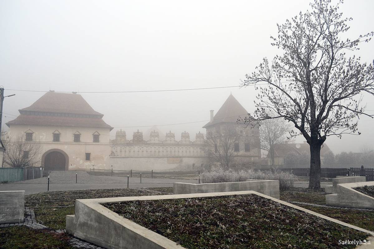 Ködös a helyzet: hány örököse is van a Lázár-kastélynak?