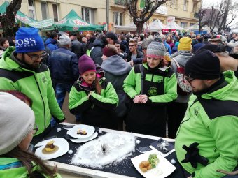 Közel ötven csapat tüsténkedett a városnapi főzőversenyen