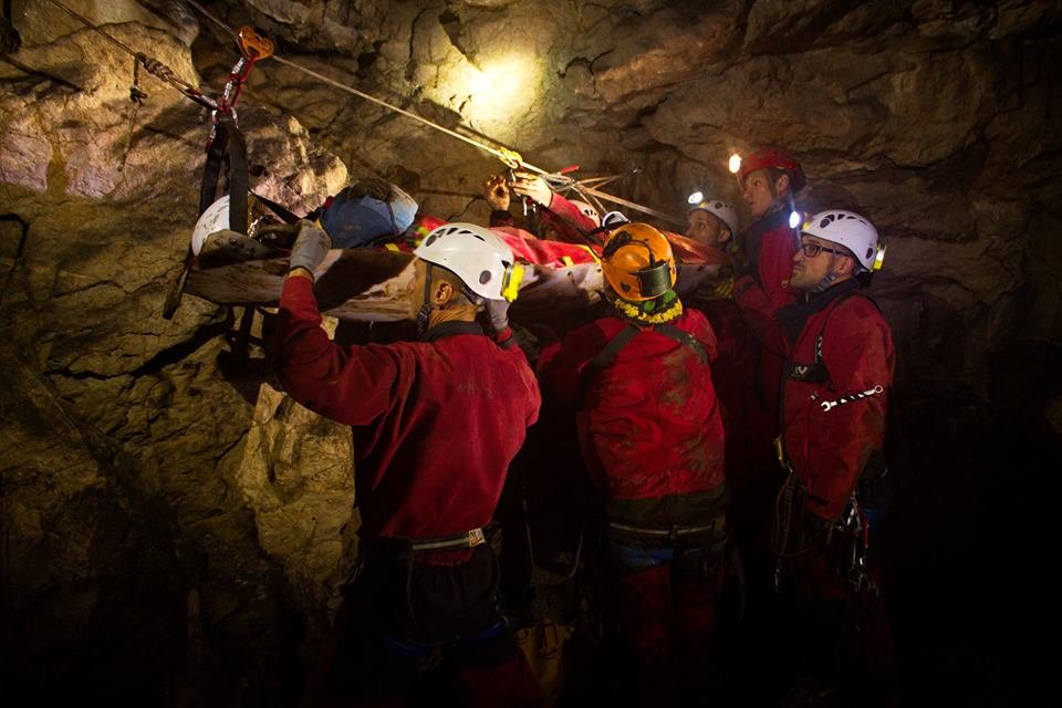 A Vargyas-szorosban készültek fel az éles bevetésekre a barlangi mentők