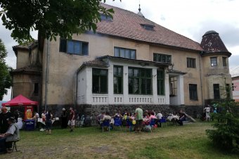 Színes hétvégi programok várják a látogatókat az Urmánczy-kastélyban