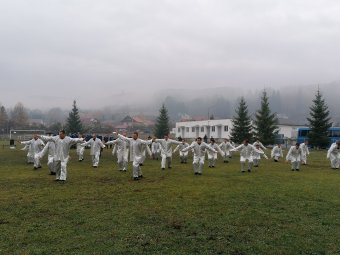 Kínai harcművészeti bemutatót tartottak a román csendőrök