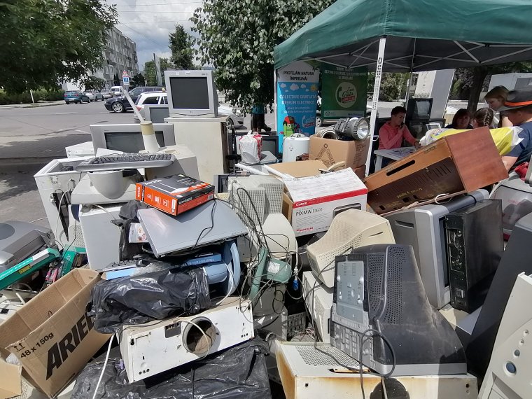 Monitorból akkumulátor? – Románia nem remekel az e-hulladék újrahasznosításában, de a „termelésben” sem jár élen