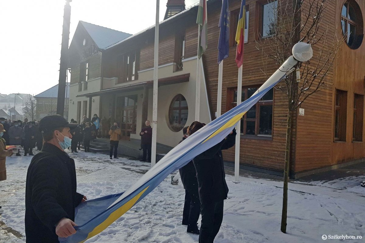 Strasbourgban folytatódik a gyergyóremetei zászlóügy