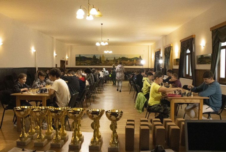 Székelyföldi ifjúsági sakkverseny zajlott Gyergyóalfaluban