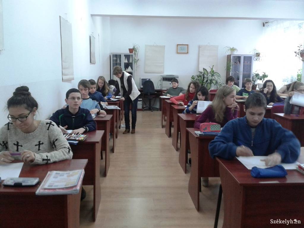 Betiltott osztálypénz, felmérő tizedik után: Ecaterina Andronescu szerint március végére várható az új tanügyi törvény tervezete