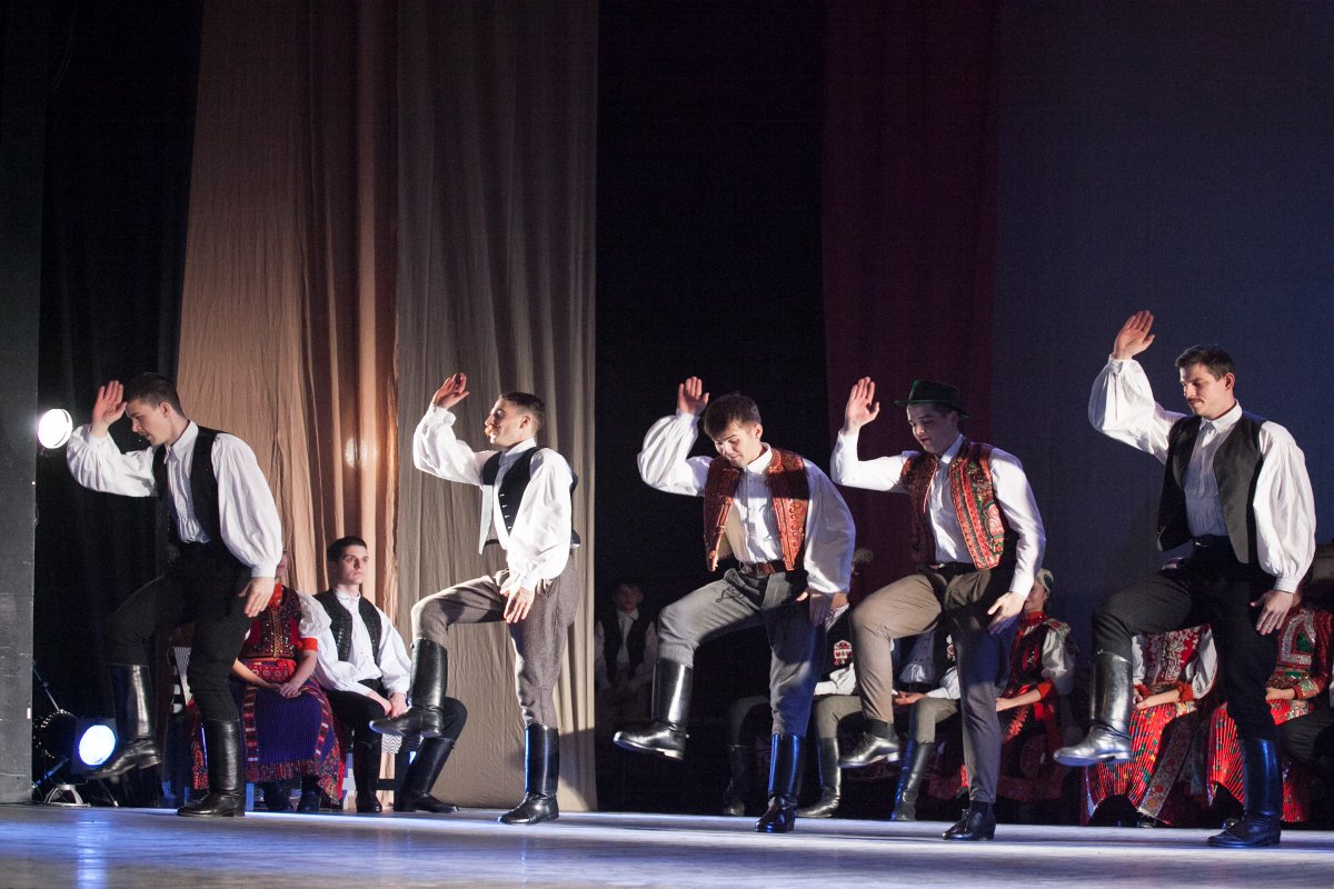 5. Székelyföldi Legényesverseny: Sepsiszentgyörgyre várják a táncos lábú legényeket