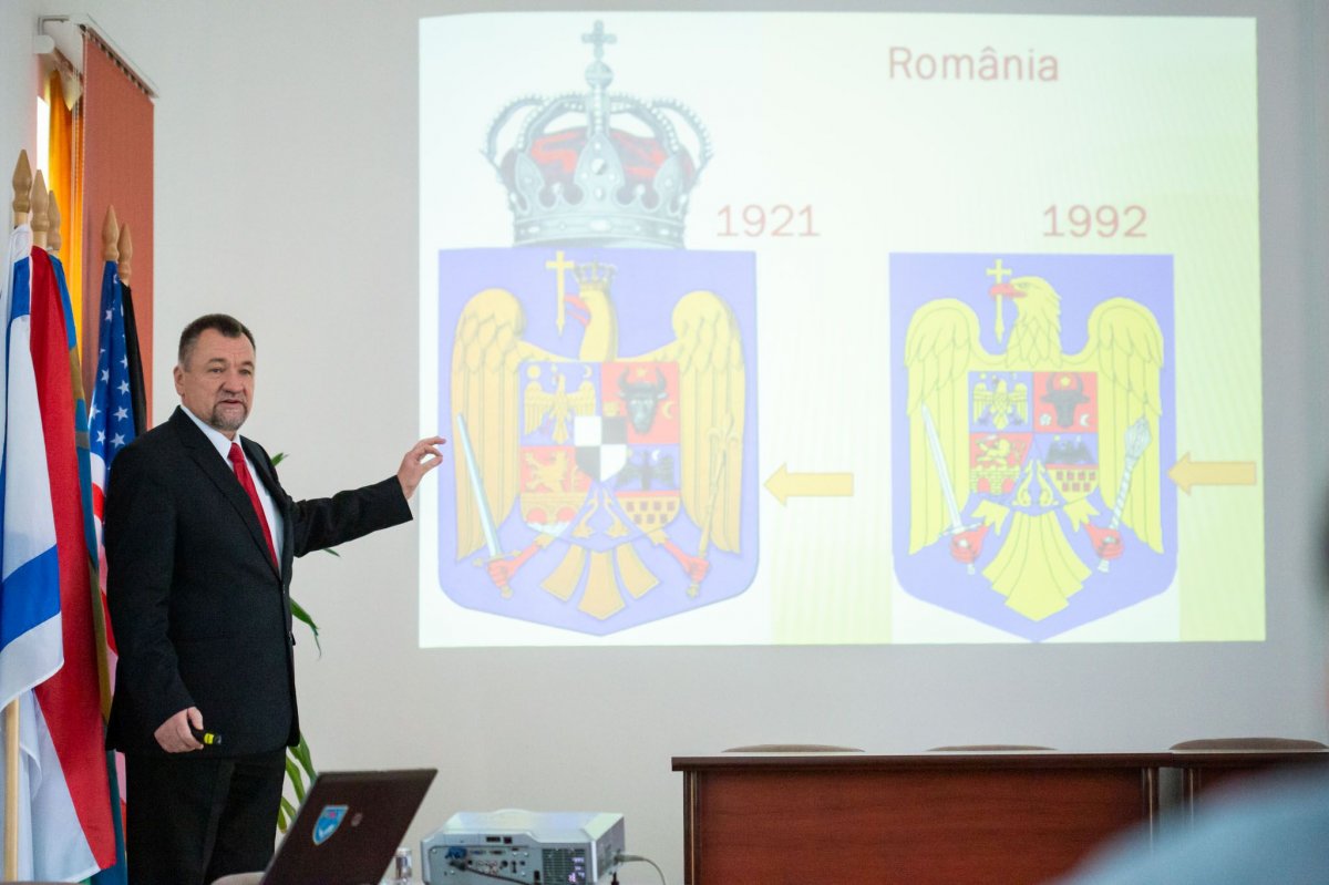 A román címer magyar készítőjéről értekeztek