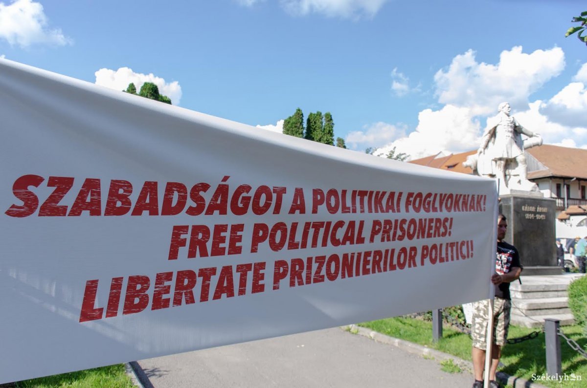 A terrorváddal elítélt kézdivásárhelyi fiatalok szabadon engedését kérik az elnöktől romániai magyar parlamenti képviselők