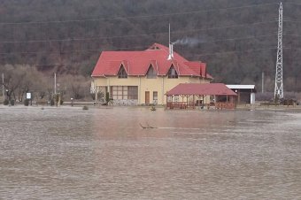 A kormánytól kér pénzt Kovászna megye önkormányzata az árvízkárok helyreállítására