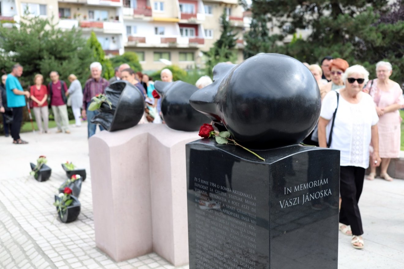 Vaszi Jánoskának, a diktatúra áldozatának állítottak emléket Sepsiszentgyörgyön