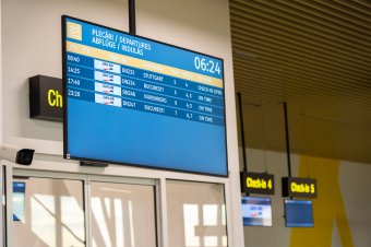 Lesújtó hír a brassói reptérről utazni vágyóknak: Bákóba költözteti összes járatát a Dan Air