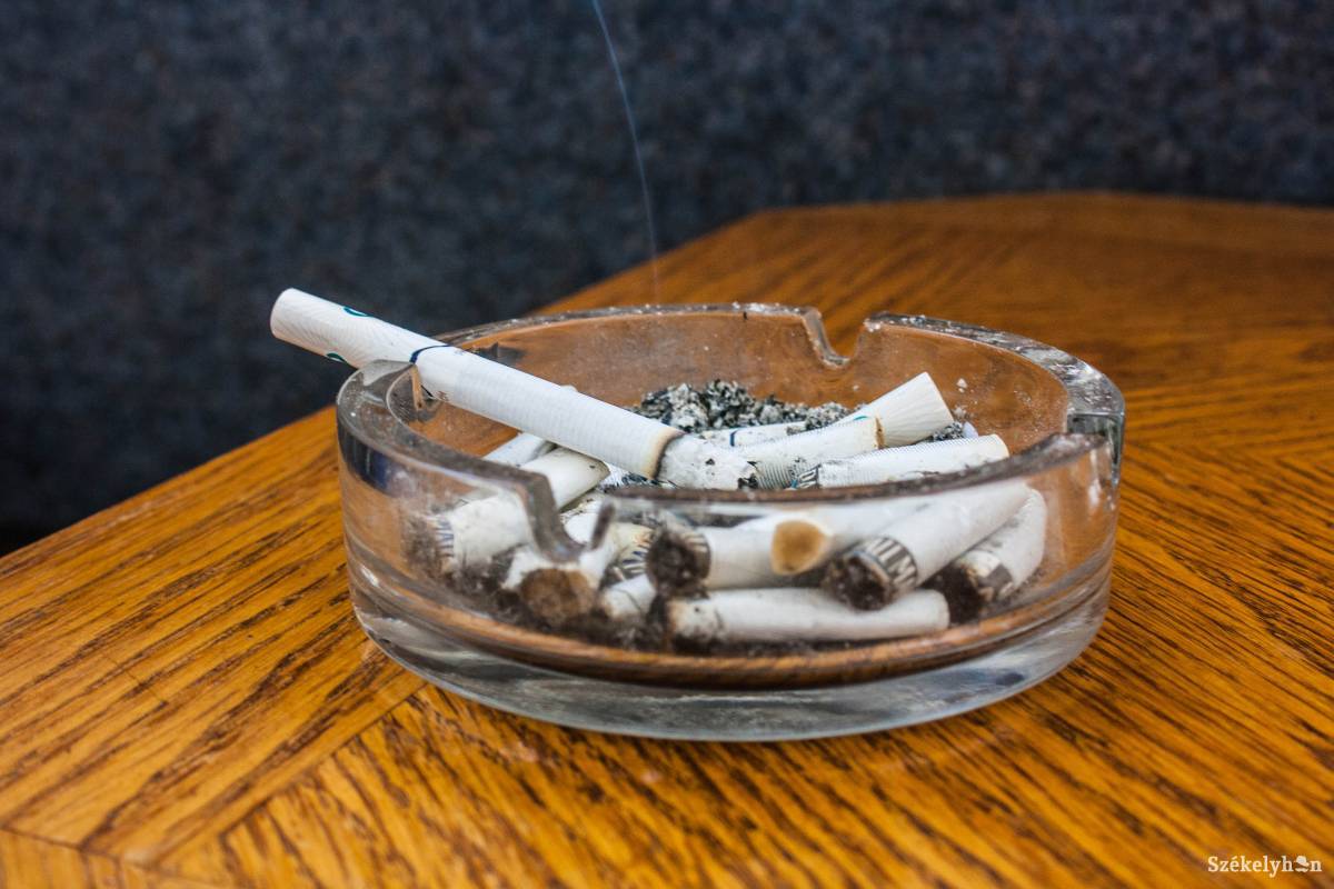 Fogyasztóvédők ellenőrzik a dohányzáskorlátozás betartását