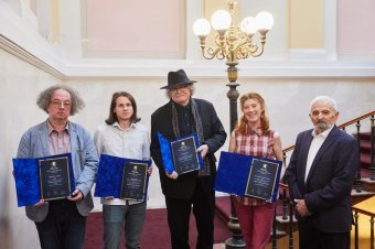 Király László életmű-, kolozsvári irodalmi körök debütdíjban részesültek, átadták a Méhes György-díjakat