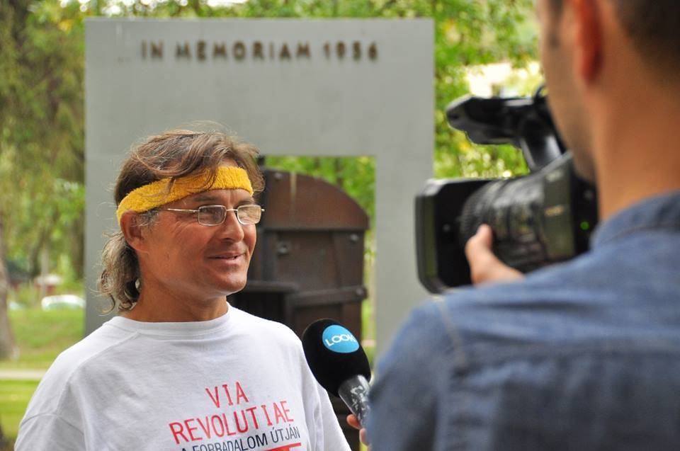 Kolozsváron fejezte be forradalmi emlékfutását Juhos Gábor