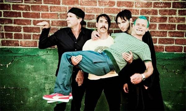 Budapesten is koncertezik jövőre a Red Hot Chili Peppers