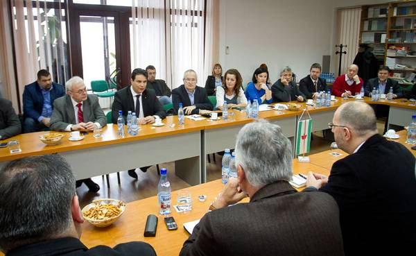Együttműködési megállapodást kötött az RMDSZ és az MSZP Kolozsváron