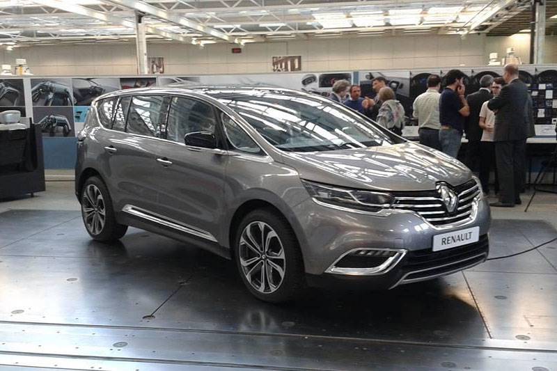 Crossover-modellt faragott a Renault az Espace ötödik generációjából