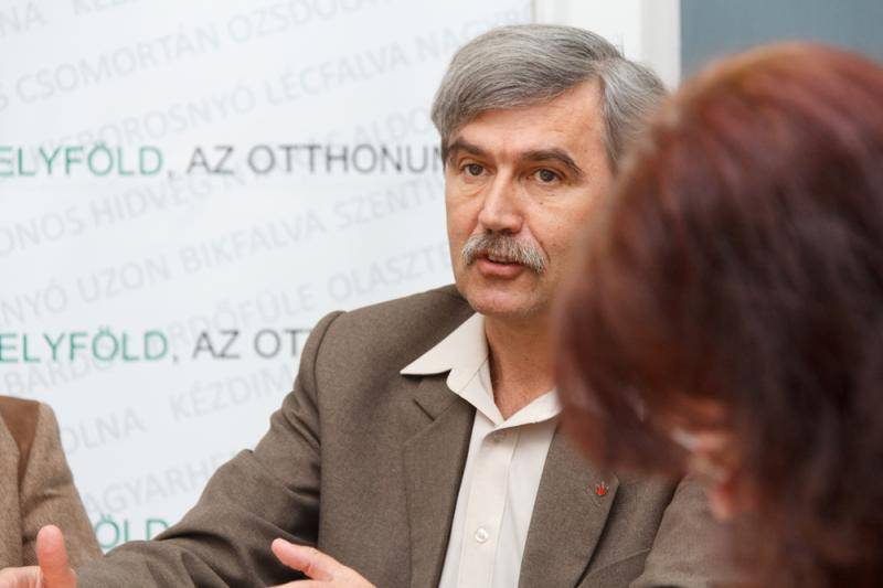 A külhoni voksok miatt aggódik Márton Árpád
