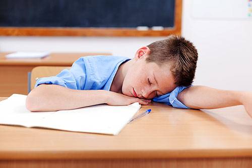 A rendszeres alvás a tanulás kulcsa
