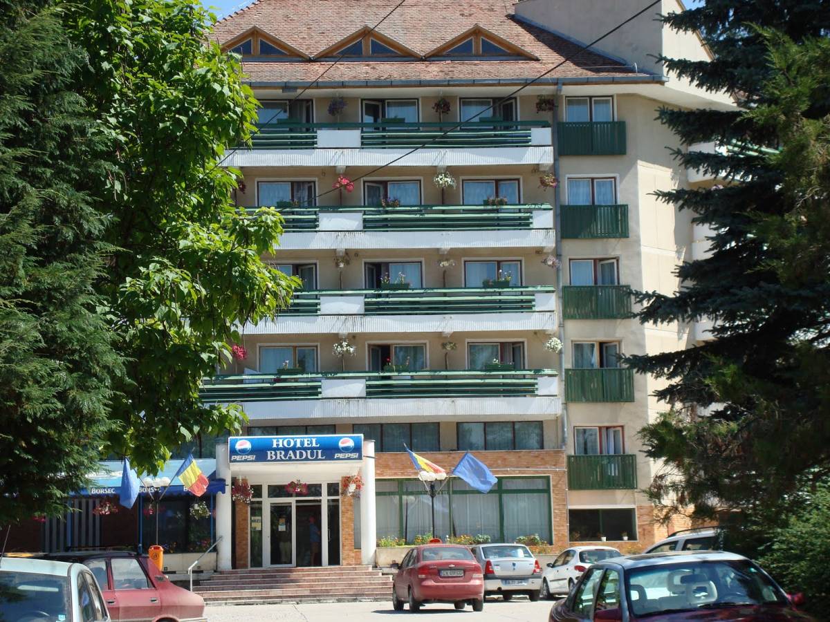 Jóváhagyta a képviselőház az ortodox szállodaadományt
