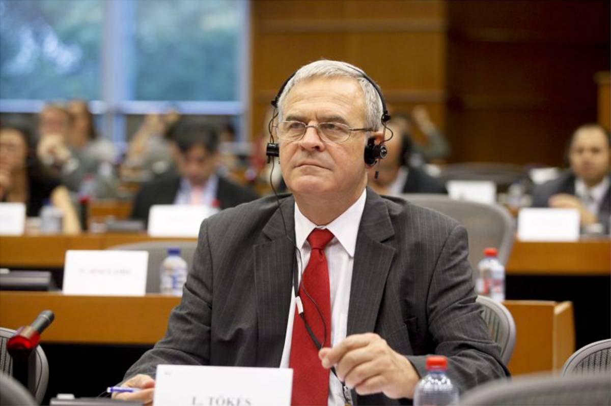 A kisebbségi kérdés rendezését sürgette Tőkés László az európai parlamentben, a Románok és magyarok Európában konferencián