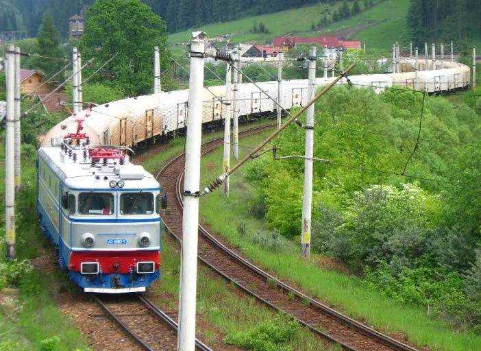Csigalassú romániai vonatok