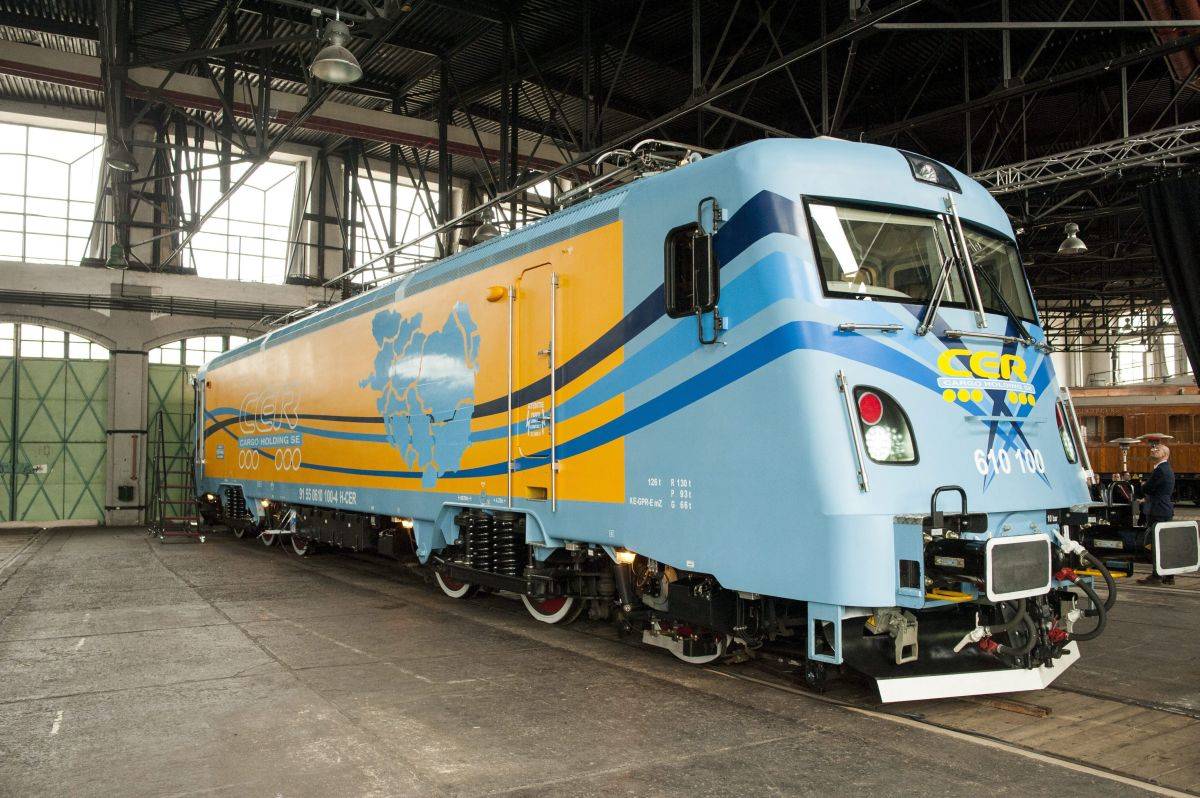 „Sínen van” a magyar–román koprodukcióban készülő mozdony