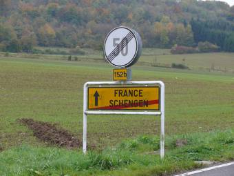 Manfred Weber üzent a kormánynak: a DNA zavartalan működése lehet a schengeni csatlakozás egyik záloga