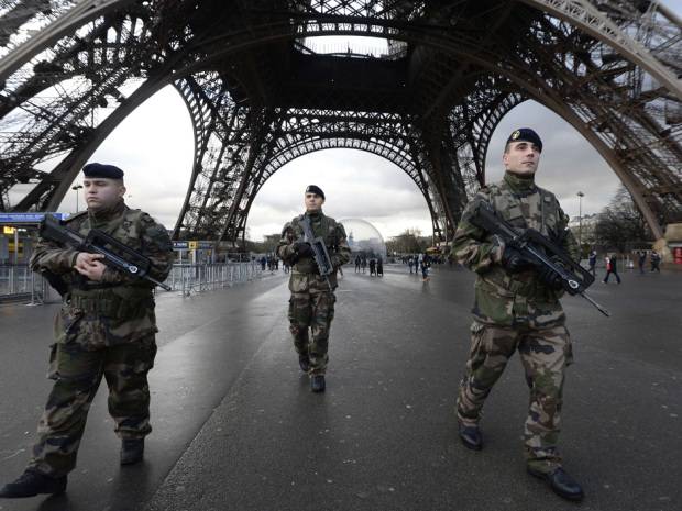 Európa több helyszínén merényletre készülő iszlamista terrorista csoport tagjait vették őrizetbe