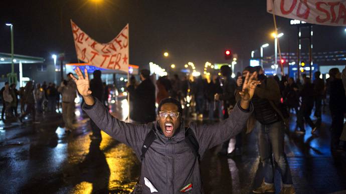 Polgárháborús állapotok az amerikai Fergusonban