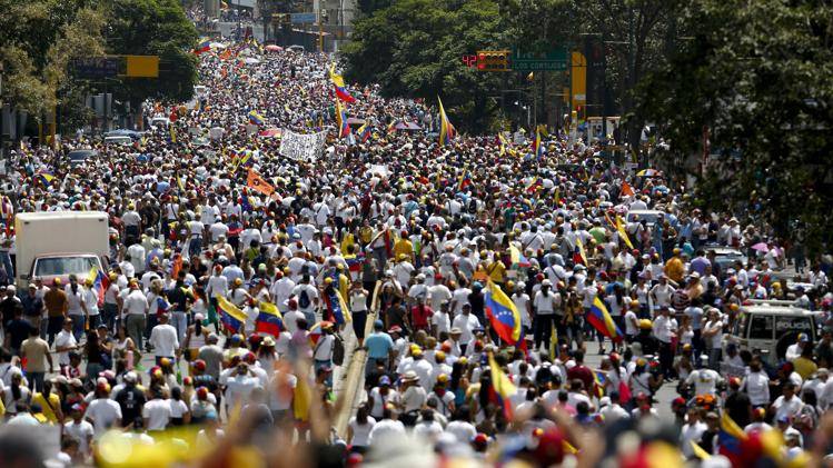 Átlagosan 40 embert vesznek őrizetbe naponta Venezuelában