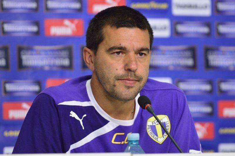 Cosmin Contra veszi át a román futballválogatott irányítását