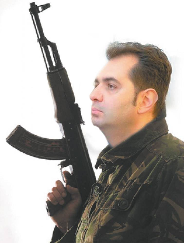 Hírszerzés: már a Mikulástól fegyvert kért Sepsiszentgyörgy terrorista polgármestere