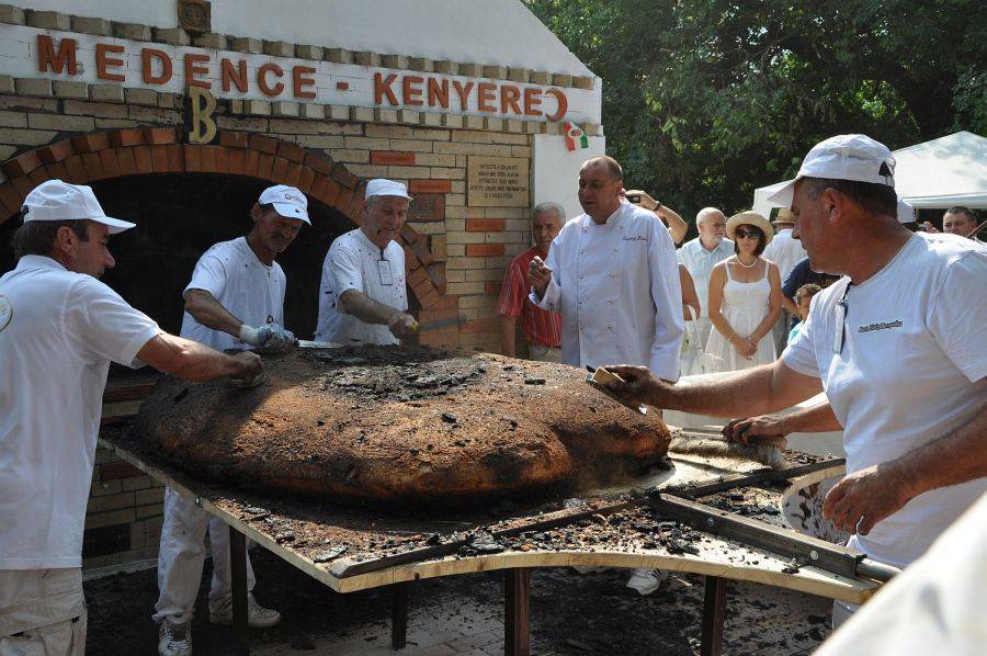 Kolozsváron is megszentelik a Kárpát-medence kenyerét