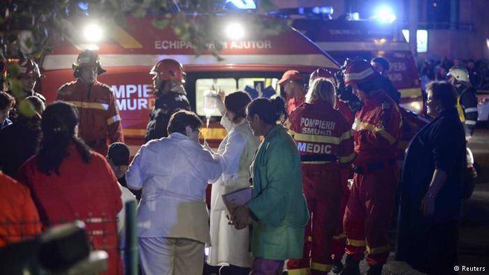 Tűzvész egy bukaresti klubban, 27 ember meghalt
