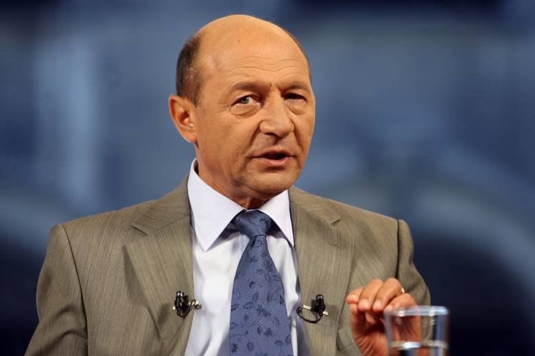Mégis besúgó volt Traian Băsescu? – egy dokumentum szerint a volt elnök jelentett egyik kollégájáról a Szekuritáténak