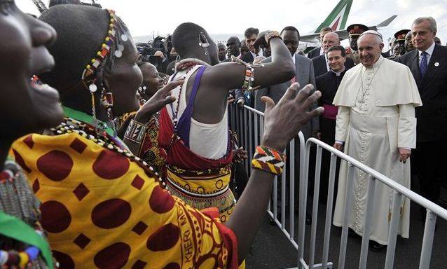 A béke üzenetét viszi Afrikába a pápa