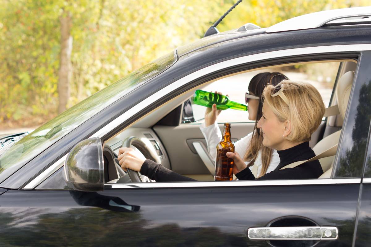Ha a sofőr nem iszik elég vizet, az éppoly veszélyes, mint az ittas vezetés