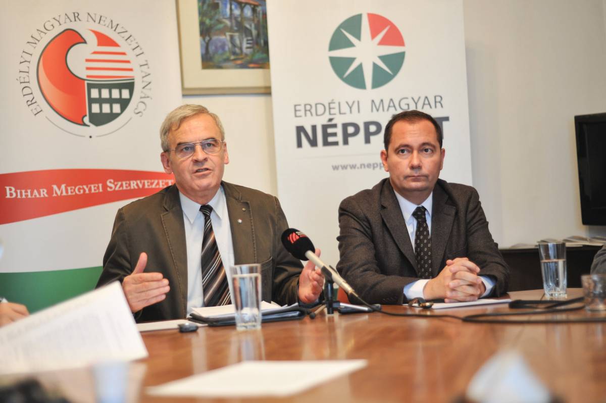Tőkés: támogatni kell a kvótaellenes Fidesz-petíciót