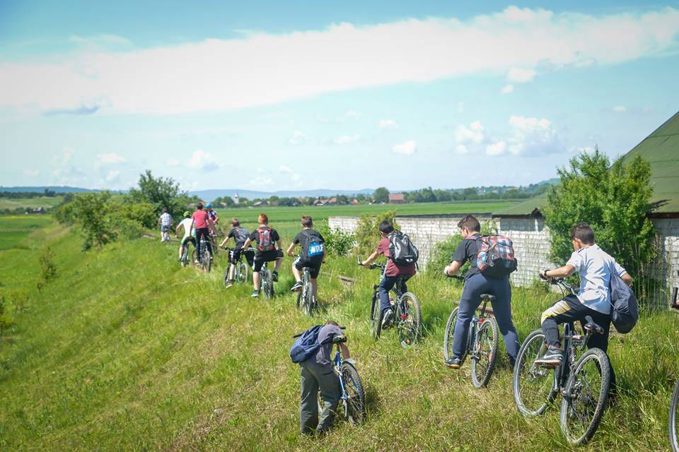 Kerékpárutat képzel el a Nyárád menti vasút töltésén Péter Ferenc