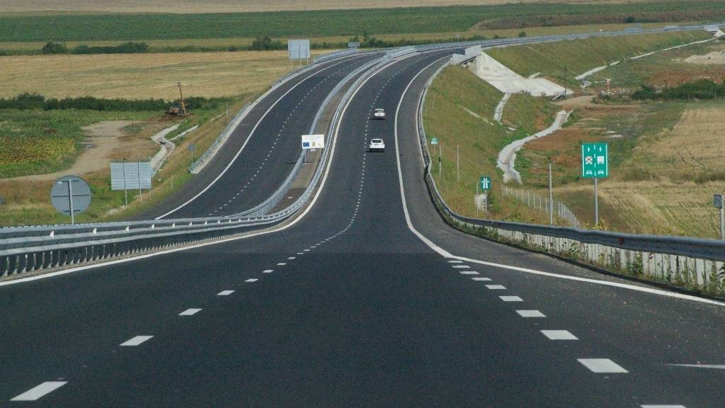 Új autópálya-szakasz épülhet Budapesttől a román határig uniós finanszírozásból