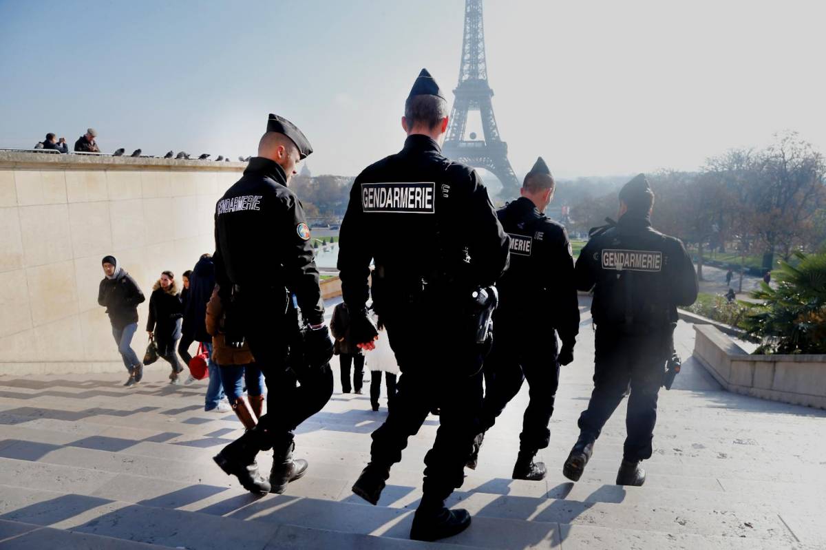 Tucatnyi párizsi helyszínen robbantottak volna december 1-jén