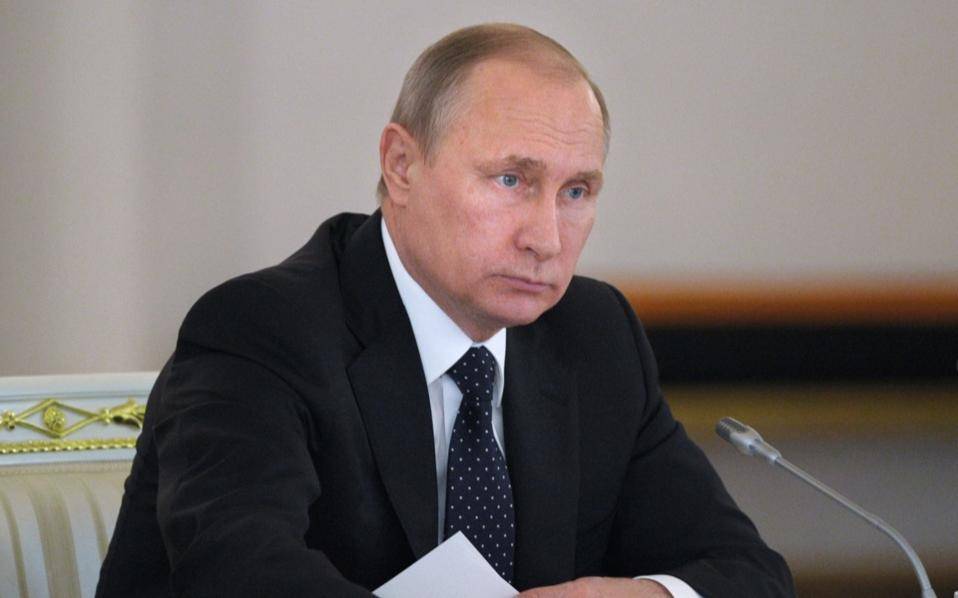 Az orosz elnök szerint terrorcselekmény volt a szentpétervári robbantás