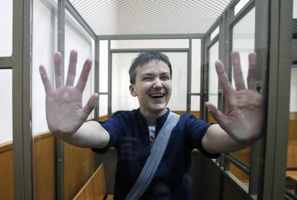 Porosenko az ukrán pilótanő után a Krímet is „visszahozná