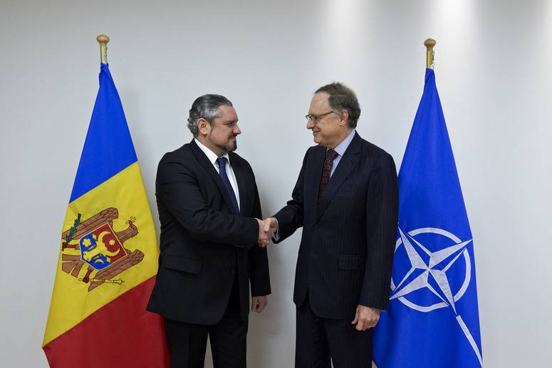 A NATO kiáll Moldova szuverenitása mellett