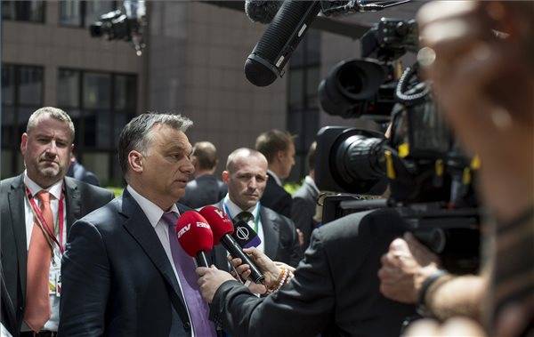 Orbán Viktor: vigyék el a bevándorlókat!