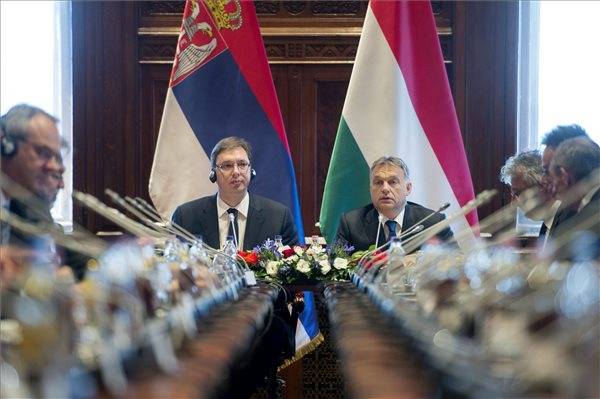 Orbán Viktor: nem Szerbia ellen irányul a kerítés